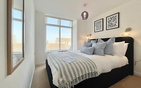 Apres Beach Apartment Sleeps 4 Penzance